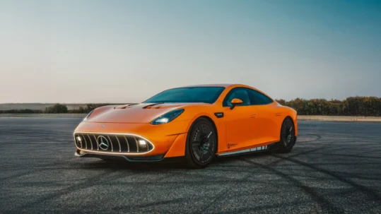 AMG GT XX - elektryczny maratończyk z 1 360 KM ładowaniem 850 kW i 25 rekordami wytrzymałości-25c0224_013-scaled